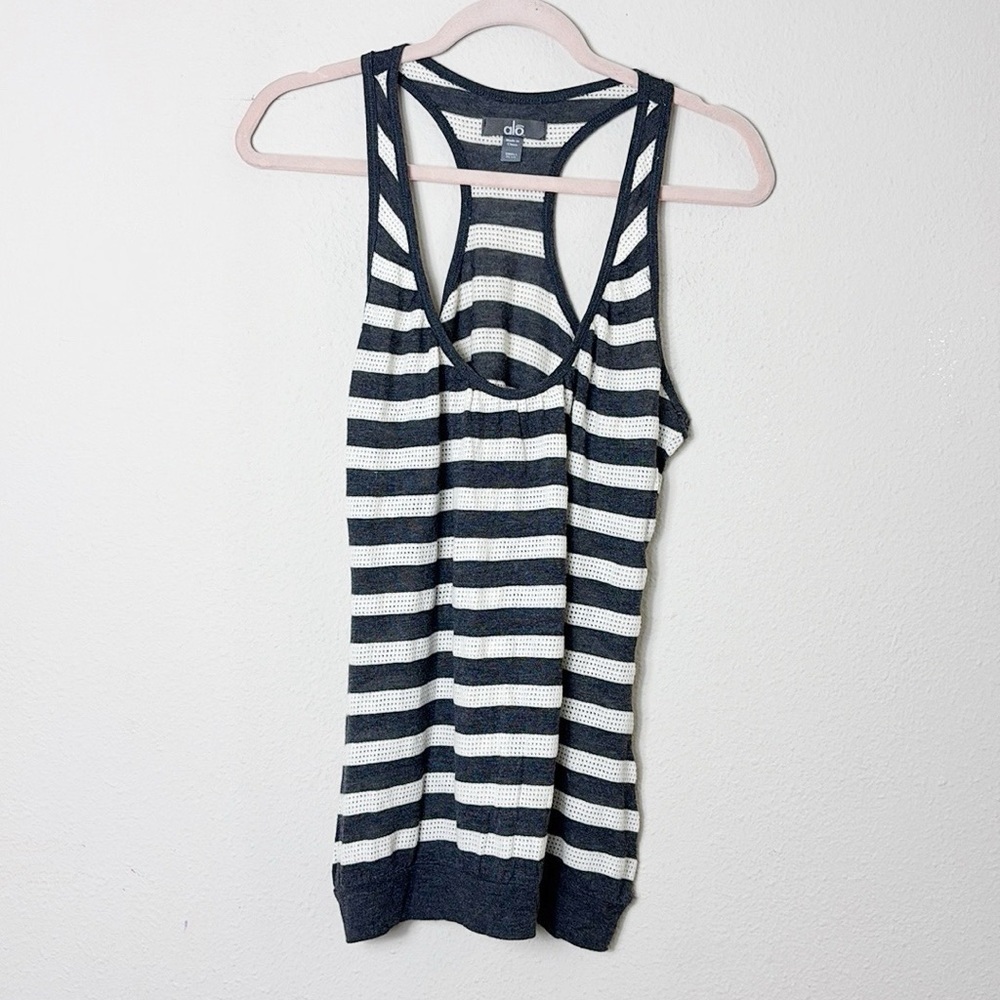 Alo Yoga  tank top eyelet grey white size small - Picture 8 of 8